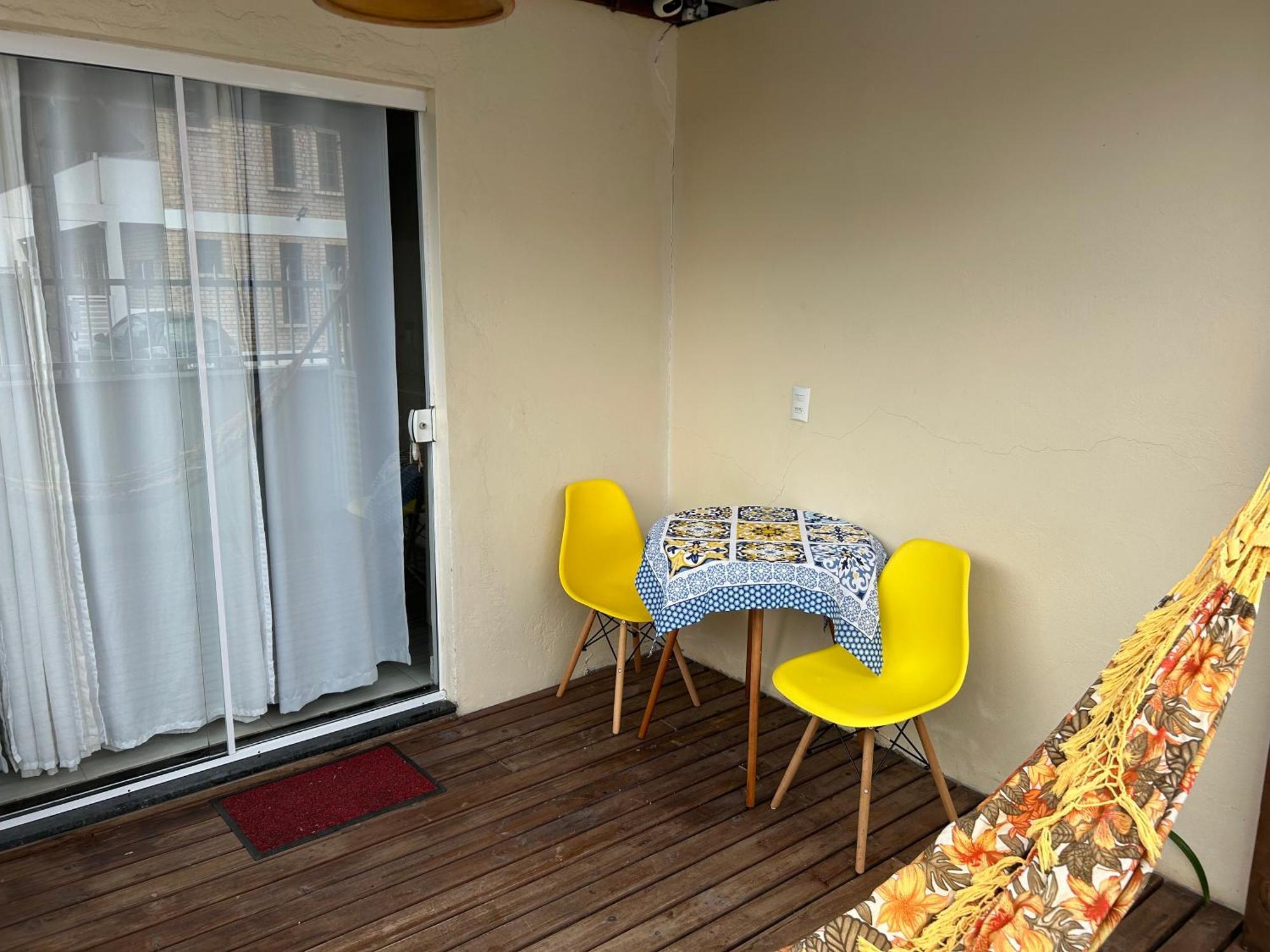 Suite Rua Pescada Amarela บอมบินญัส ภายนอก รูปภาพ